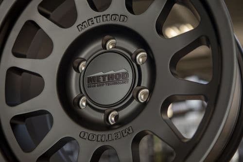Method Race Wheels MR703 Bead Grip Black