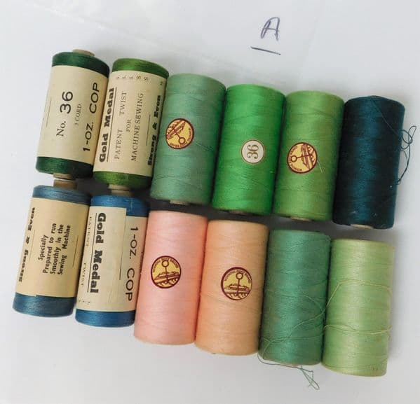 12 vintage cotton reels Gold Medal machine sewing thread bobbins spools UNUSED A