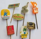 8 vintage Dutch pin badges margarine cheese advertising Brio Wajang Blue Band C