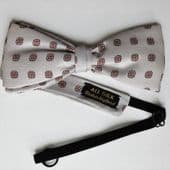 All Silk English bow tie traditional pattern grey Collar size 14 - 19 inches NEW