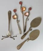 Vintage 1970s recycled metal art 6 bent spoon forks ornaments recipe stand