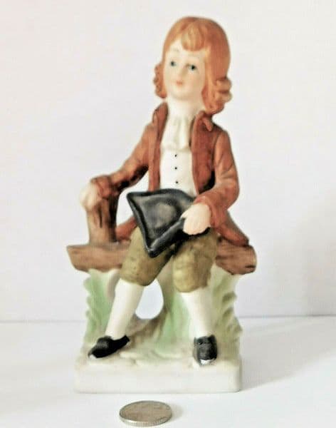 Vintage bisque porcelain figurine of boy with tricorn 3-cornered hat 5