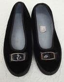 Vintage velvet slippers Dance stage gym shoes school uniform UNWORN size 11 daps